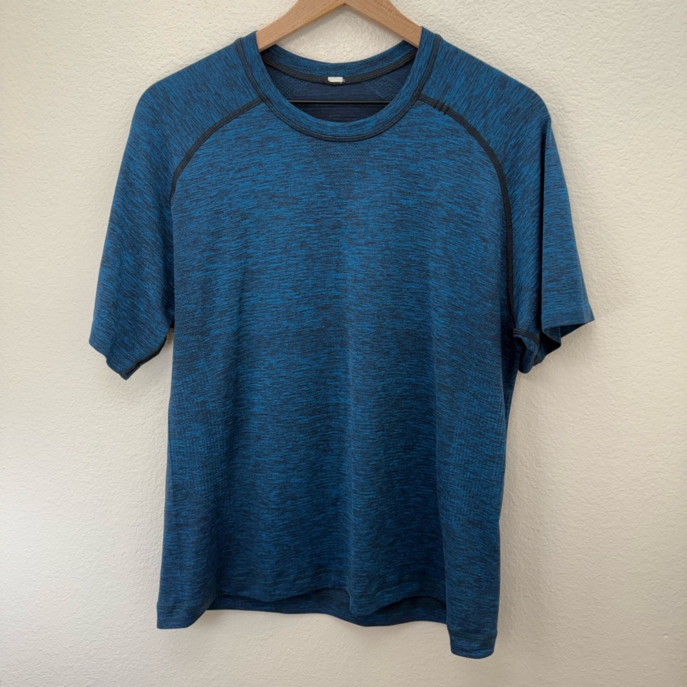 lululemon athletica Men’s Metal Vent Heathered Blue Tech Tee